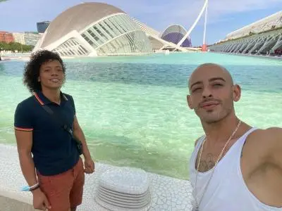 Chaperos - Escorts hombres en Barcelona: DOS   PAR  Y MAS