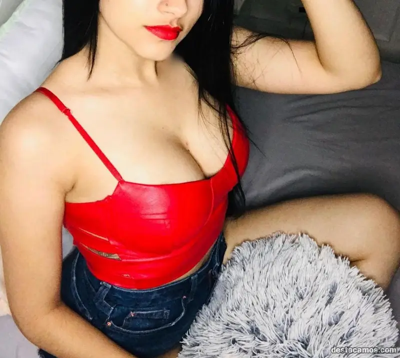 631341067: Española Guapísima Independiente