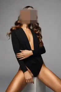Chicas escorts en Mallorca: Latin girl