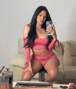 Crossdresser en Tenerife: Oriana transexual femenina y 