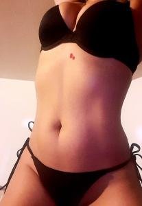 Masaje no sexual en Madrid: LAURA  Y EXOTICA MASAJISTA