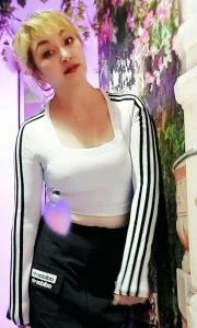 Masajista no sexual en Barcelona: ORIENTALES Hermosa chica asiática ofrece un masaje cómodo para personaitosas