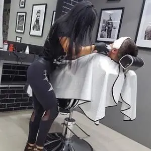 Terapeuta en Sevilla: Barberia belleza para caballeros estetica depilación