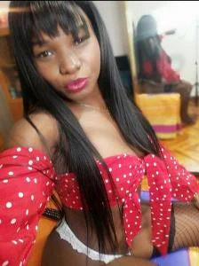 Chica de compañía en Burgos: Mulata hermosa ADRIACNYS