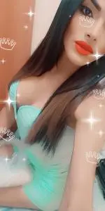 Trans en Madrid: Bella y súper femenina trans de lujo