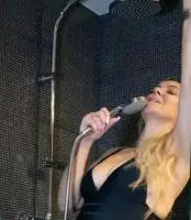 632752177: Mujer de compañía en Granada