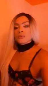 Travestis en Tarragona: Alexa TE DOY LO QUE TU CHICA O PARIENTA NO TE DA