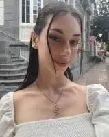 685689299: Videollamada en Tarragona