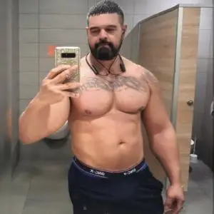 Chaperos - Escorts hombres en Madrid: latino TOP cachas masculino.!!!