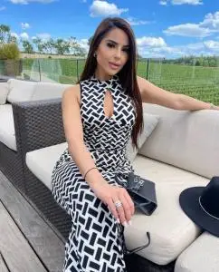 Ladyboy en Sevilla: Mujer TRANS femenina y elegante acaba de llegar