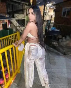 Travestis en Albacete: Necesito a alguien que me haga  ¿Te atreves a llamar?