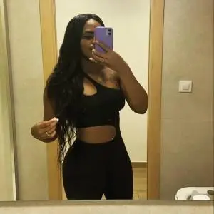 Chicas escorts en Valencia: LA MULATA DE TUS SUEÑOS SOY PAMELA LLAMAME ESTOY 24 HORAS