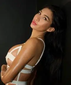 Chicas escorts en Mallorca: Yuliana  exótica colombiana