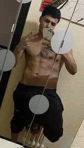 Chaperos - Escorts hombres en Madrid: Maximiliano bisexual