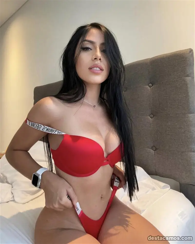 632933629: Hola amor soy Dulce🤭🥰