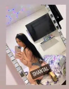 Travestis en Granada: REAL BOMBOM LATINO TODA UNA MUJER CON REGALO A BORDO