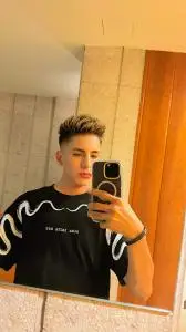 Chaperos - Escorts hombres en Barcelona: Joven de 21... ,  y con ganas de !!