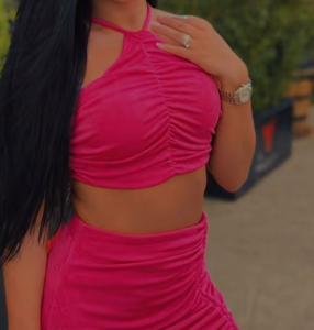 Chica escort en Huelva: Selena moreña 
