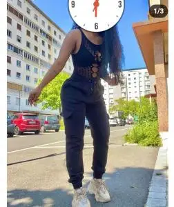 Chicas escorts en Cádiz: Nueva Chica joven y delgada