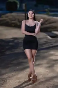 Chicas escorts en Barcelona: Violeta, increíble colombiana , muy dulce y