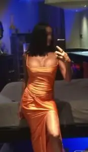 Mujer de compañía en Málaga: PRECIO ESPECIAL EN SALIDAS A DOMICILIO. ÚLTIMOS DIAS EN MÁLAGA.