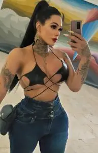 Travestis en Sevilla: VENEZOLANA 24 hrs