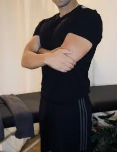 Masajes eroticos en Zaragoza: Adam. Masajista Moreno Andaluz