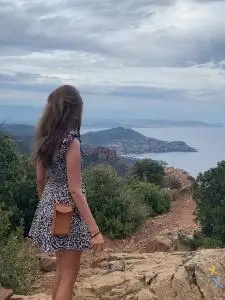 Chicas escorts en Pontevedra: Estudiante experimentando