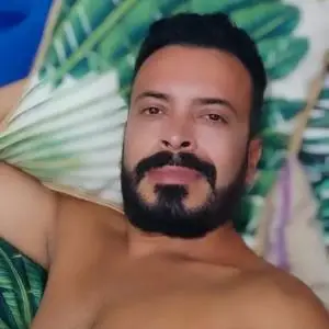 Chaperos - Escorts hombres en Mallorca: Latino en mallorca, dispuesto y con la mejor actitud.