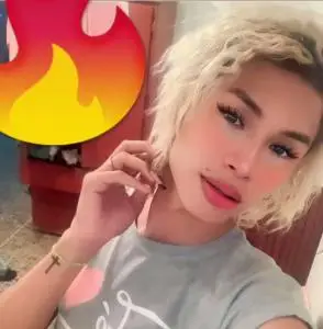 Crossdresser en Tenerife: Malanny trasvesti 20 añitos coqueta bella femenina última semana 40€