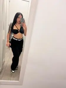 Chicas escorts en Madrid: Ary Hola mi amor, estoy lista para ti y quiero conocerte en Madrid Usera...