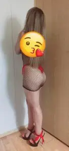 Chica de compañía en Madrid: CARLA. 22 añitos..20€...24horas.. METRO QUINTA.