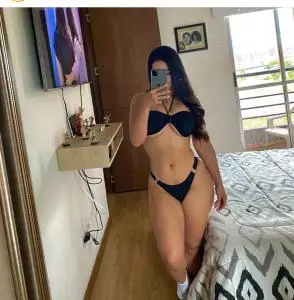 Chicas escorts en Madrid: Hola mi nombre es Daniela y estoy dispuesta a pasarla súper a tu lado