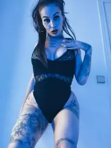 Masaje relajante en Madrid: Ya está aquí DEBORAH! Tiene las mejores manos que puedan 