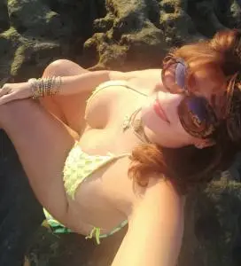 Chicas escorts en Las Palmas: Graba tú  40 /25 minutos últimos días nos amores