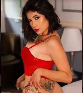 Chicas escorts en Barcelona: SOY PARIS NEW NEW'EN LA MONUMENTAL