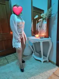 Chicas escorts en Badajoz: NOVEDAD RUBIAZA primera vez estoy 24 horas con Aricondicionado