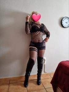 Chicas escorts en Badajoz: SUPER NOVEDAD RUBIA  Estoy 24 Hora tengo Aire acondicionado