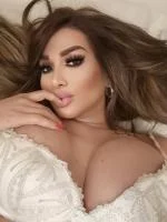 697674136: Ladyboy en Madrid