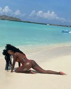 Chicas escorts en Alicante: Sol 🌞