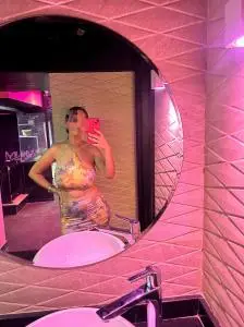 Chica escort en Valencia: Sara, señora española ¡muy suelta!