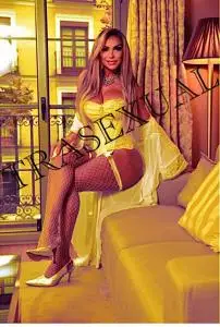 Travestis en Asturias: 🌺🌺🌺 *** NOVEDAD EN OVIEDO RECIÉN LLEGADA ***🌸🌸🌸*** A...