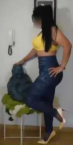 Chicas escorts en León: DESEAS VIVIR UNA EXPE DIFERENTE/CON COSITAS MUY EXCLUSIVAS Y UNA MANOS Y PIES...