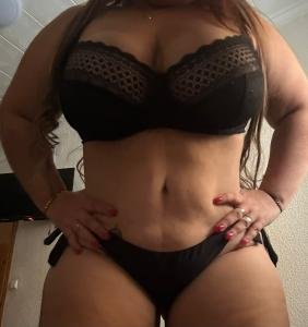 Masaje no erótico en Alicante: Karol