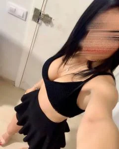 Chicas escorts en Madrid: Jovencita guapa y delgada