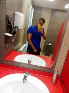 Chico de compañía en Huesca: Moreno latino para chicas en jaca