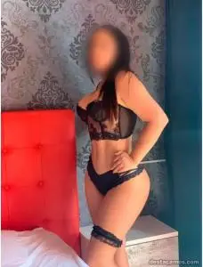 Masajista no erótica en Madrid: Lara hermosa Latina
