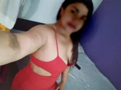 Chicas escorts en Castellón: 3 AMIGAS , DESPLAZAMIENTOS !