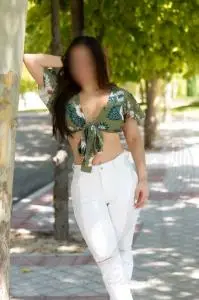 Chicas escorts en Madrid: DANIELA    SALIDAS 24H