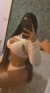 Escort en Navarra: impresionante de lujo muy cariñosa